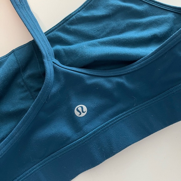 Lululemon Flow Y Nulu Bra (A-C cups) - Picture 4 of 4